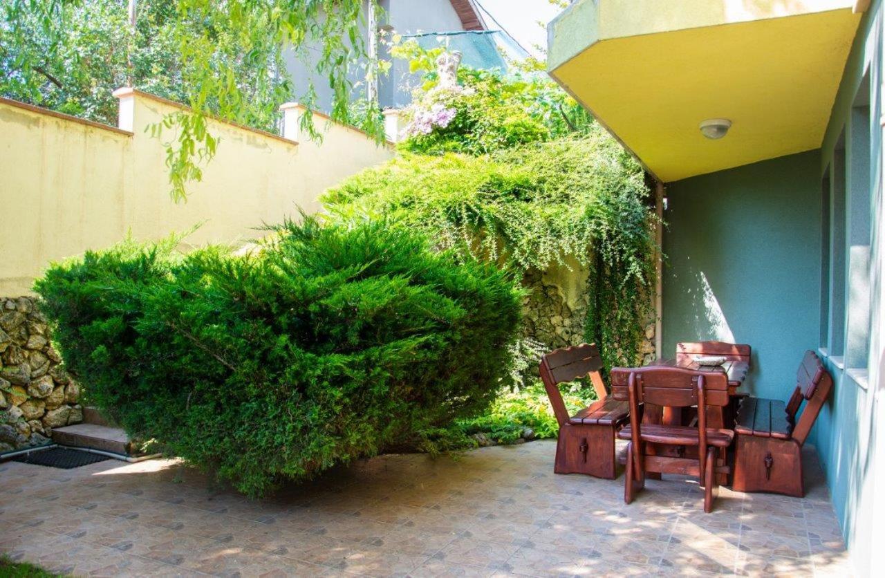 Вила Костадинов Varna Exterior foto