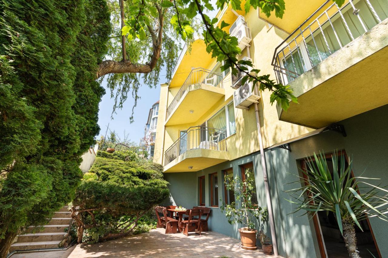Вила Костадинов Varna Exterior foto