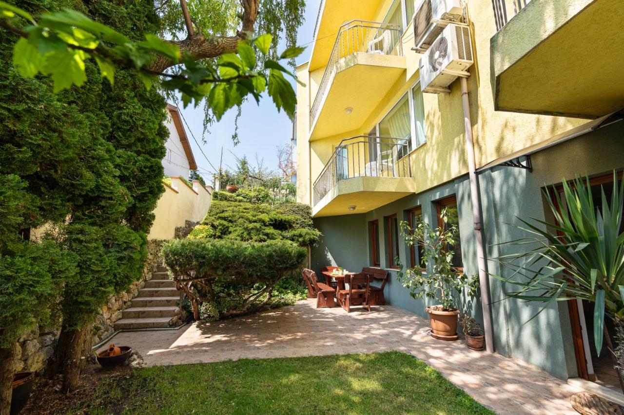 Вила Костадинов Varna Exterior foto